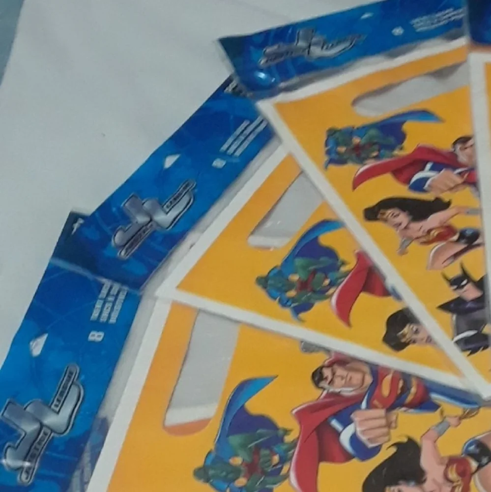 Hallmark Justice League Party Bags - Yellow and Blue Super Heros